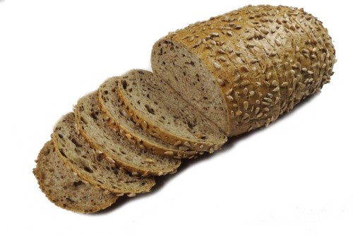 chleb razowy z koszyka.jpg